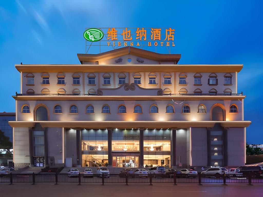 Vienna Hotel — hotel in Zijinglu