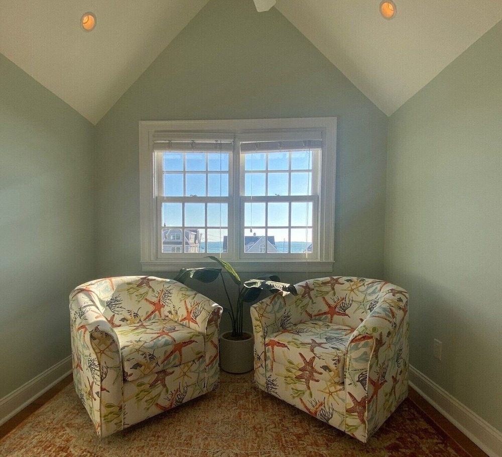 Beach Breeze Inn - photo 34