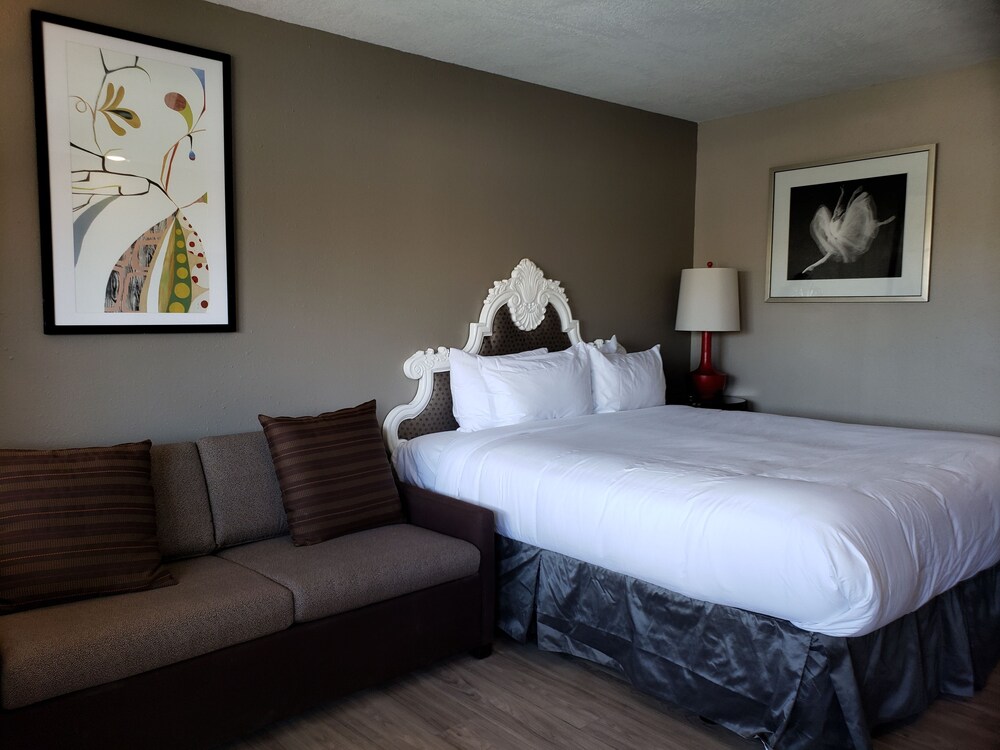 Yakima Valley Inn - photo 12