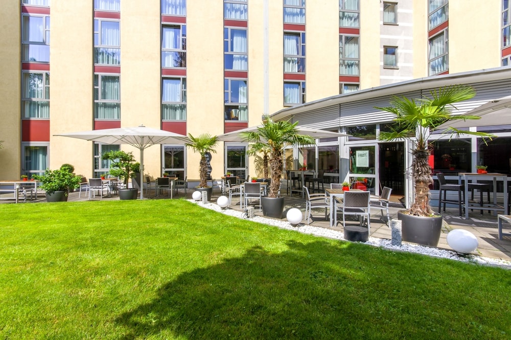 PhiLeRo Hotel Köln — 4-Star Luxury Hotel in Koeln, Germany