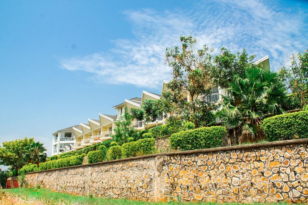 Springs International Hotel in Kasese, Republic of Uganda