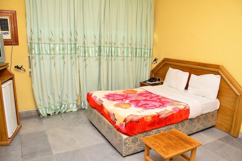 Bbs Diamond Suites — Kaduna — photo 4