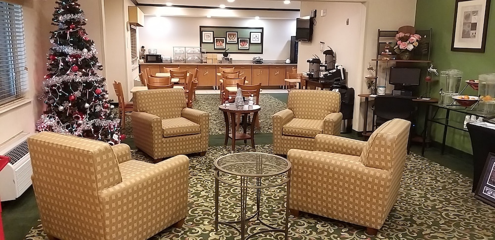 Baymont by Wyndham Coon Rapids - photo 4