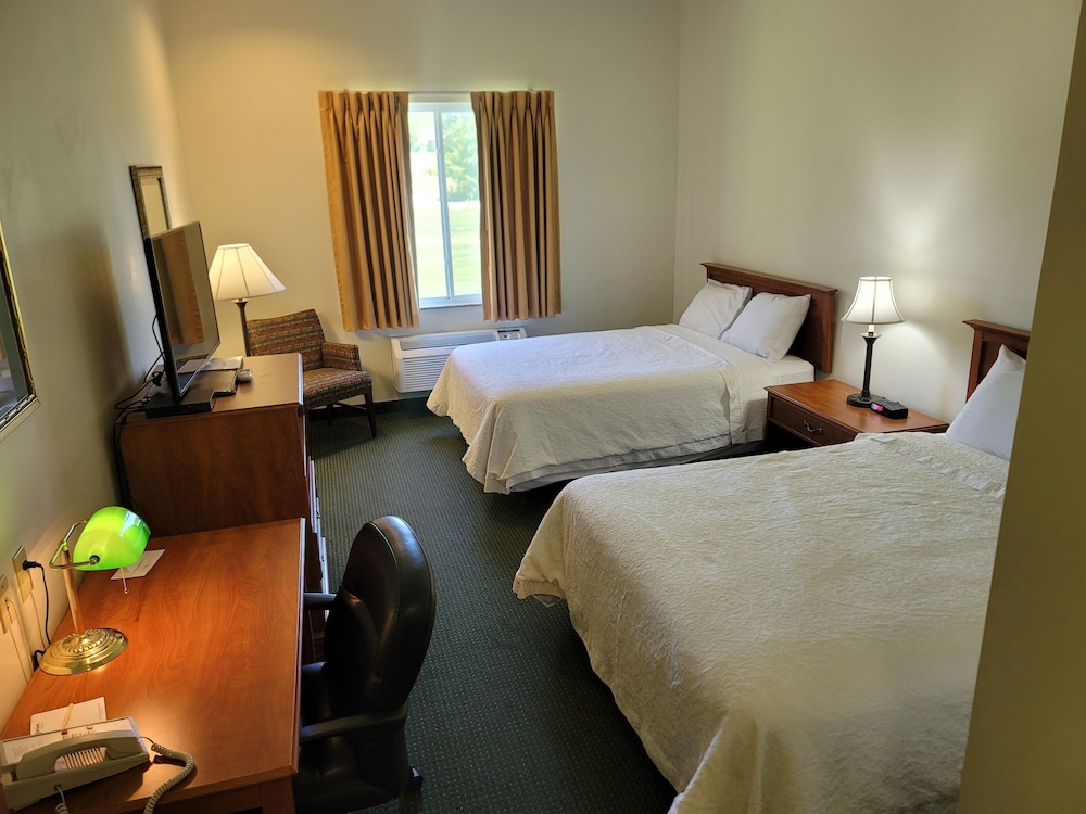 Horizon Inn and Suites - photo 11