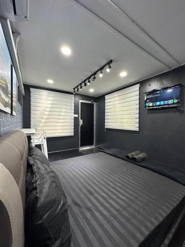 Studio D’Makmur in Mersing, Malaysia