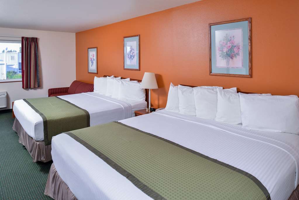 Travelodge Suites by Wyndham Newberg - photo 24