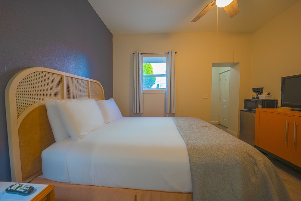 City Centre Motel by OYO - photo 4