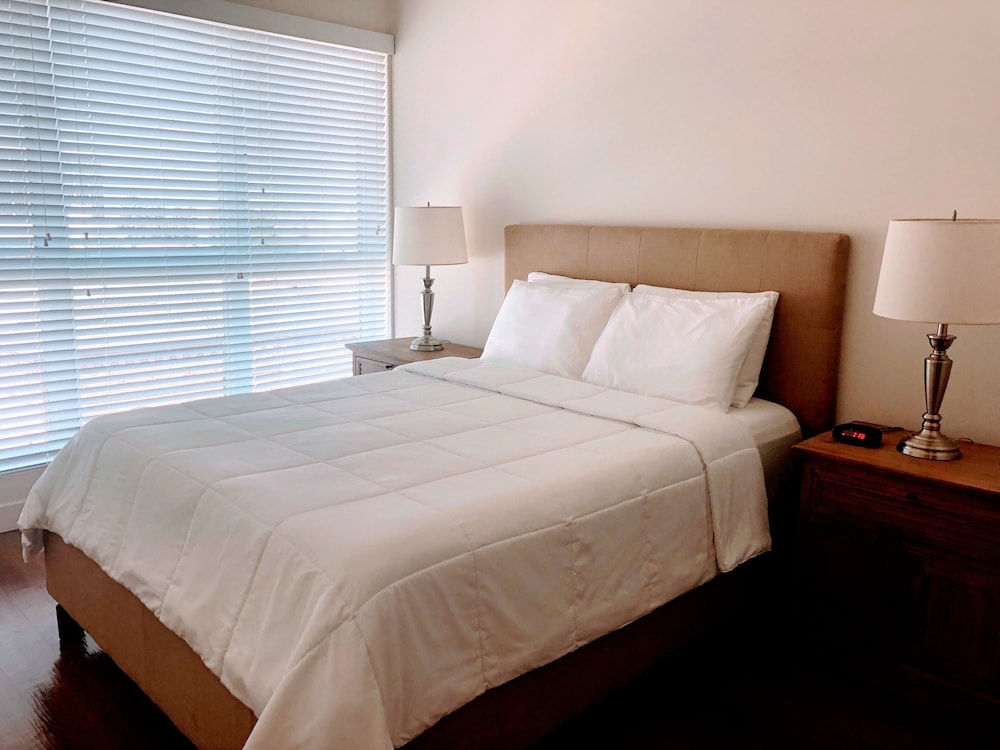 Resort Style Suites in Downtown LA - photo 11