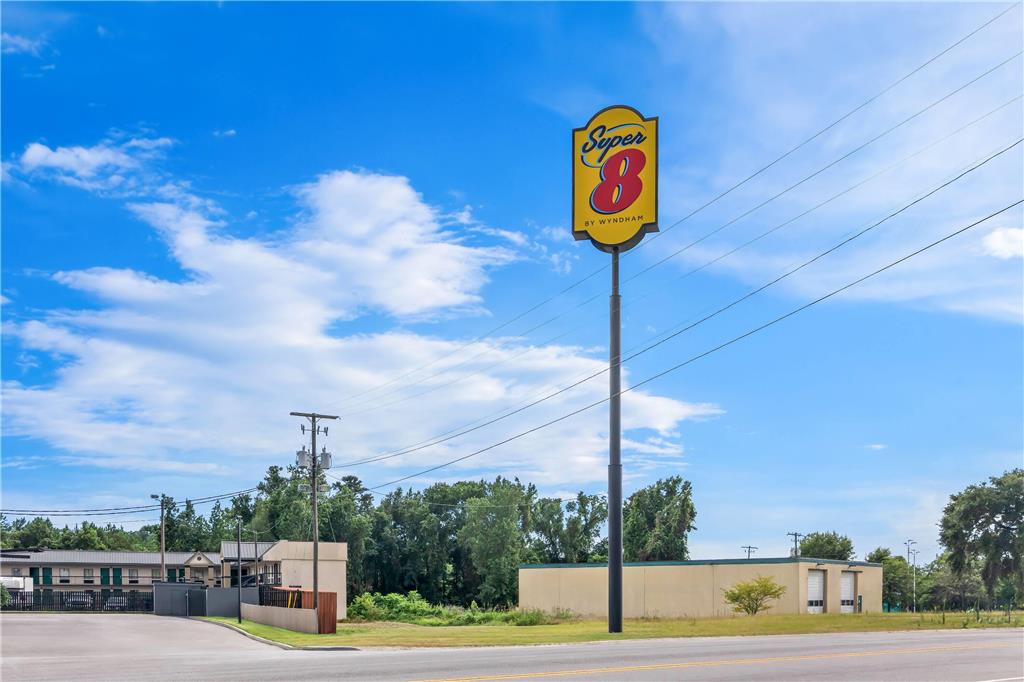 Super 8 by Wyndham Columbia - photo 13