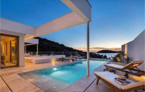 Pet Friendly Home In Rogoznica — 5-Star Luxury Hotel in Rogoznica, Croatia