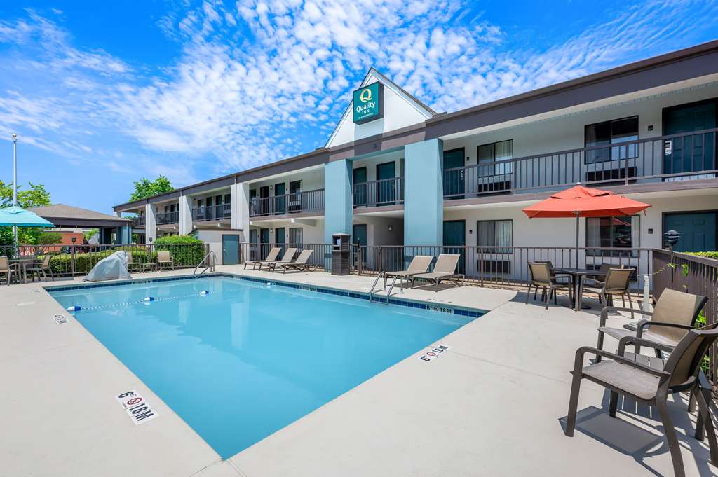 Quality Inn Pelham I 65 exit 246 - photo 31