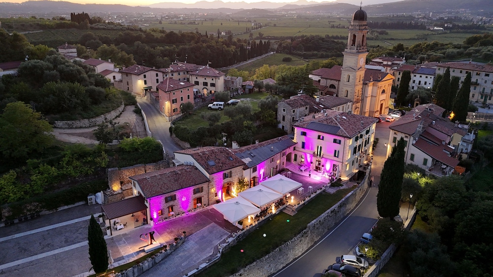 Castrum Wine Relais in San Pietro In Cariano, Italy