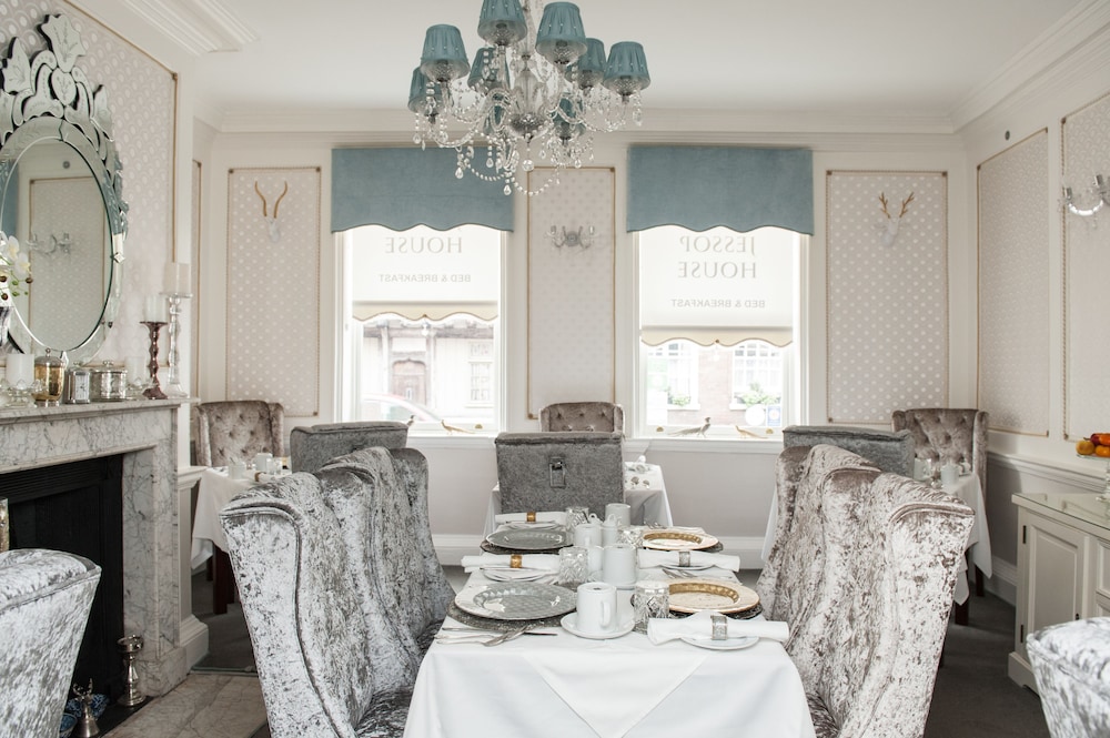Jessop House — 5-Star Luxury Hotel in Tewkesbury, United Kingdom