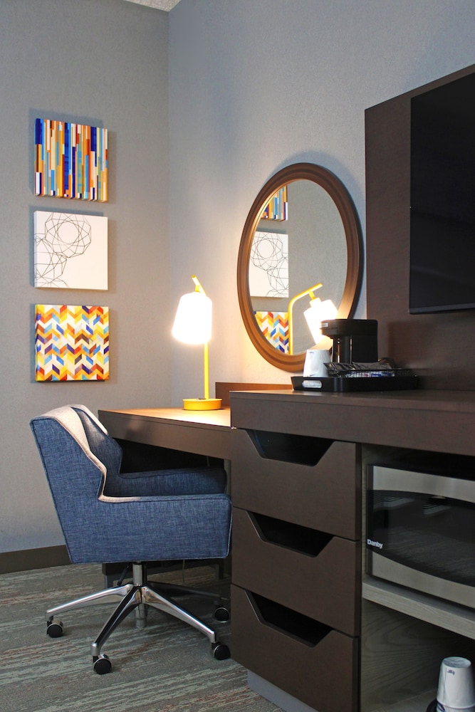 Hampton Inn Buffalo Amherst NY - photo 4