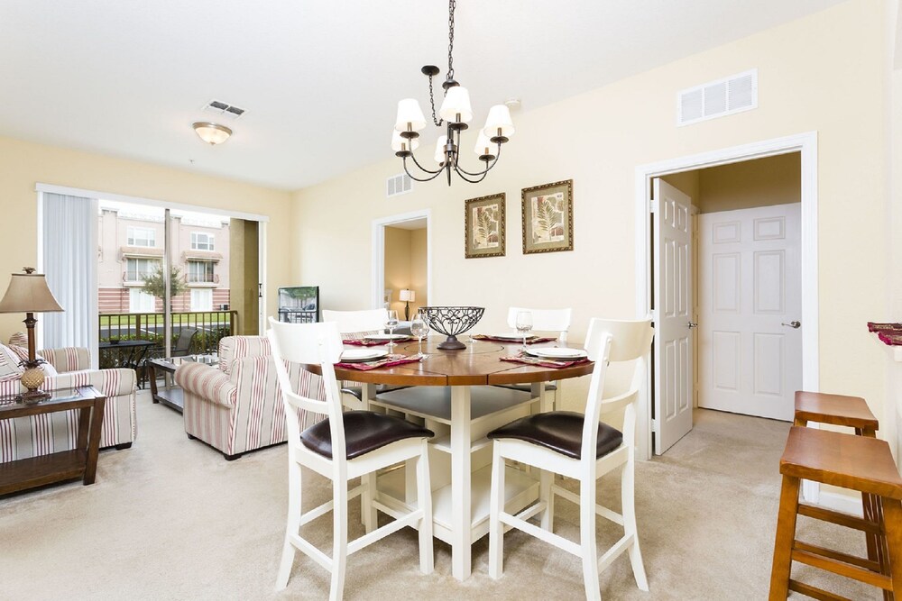 Vista Cay Resort by Intteli Fun Rentals - photo 20