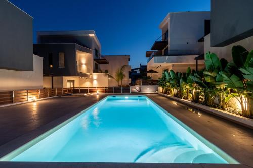 Diamond Gold Suite — 4-Star Luxury Hotel in Nea Iraklitsa, Greece