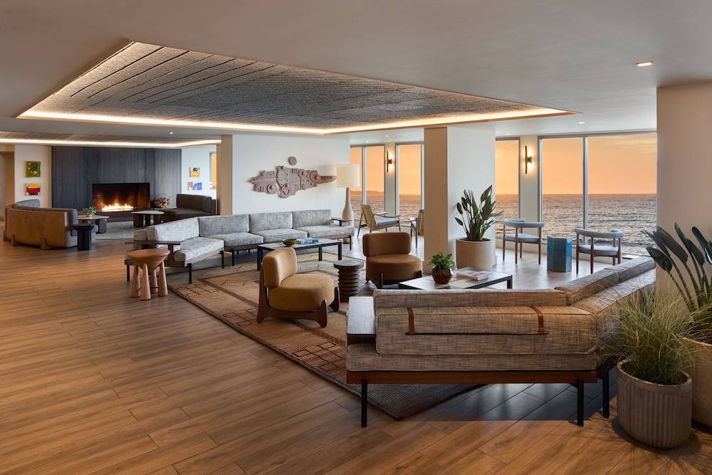 Monterey Beach Hotel A Tribute Portfolio Hotel in Monterey, United States