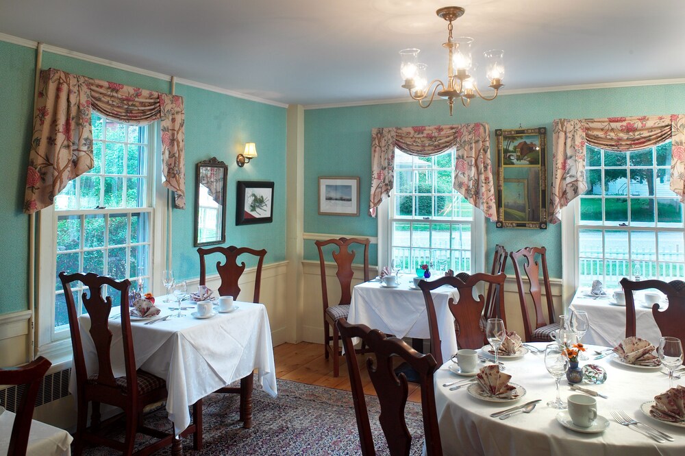 Three Mountain Inn - photo 17