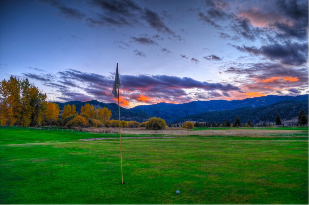 Fairmont Hot Springs Resort - photo 15