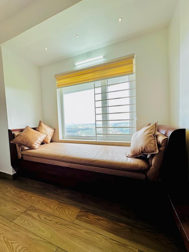 Kanavu Valley View - carbon neutral hotel in Ooty