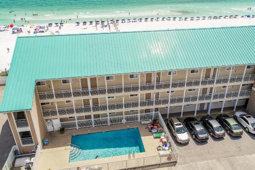Crystal Sands 209A - last minute hotel in Destin