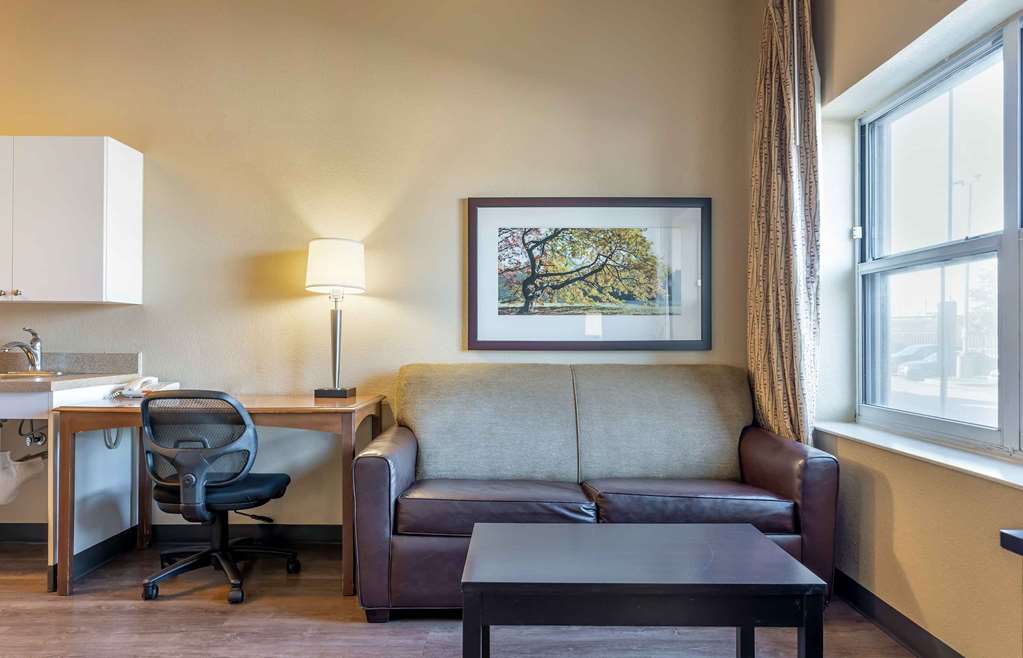 Extended Stay America Suites Chicago O'Hare Allstate Arena - photo 11