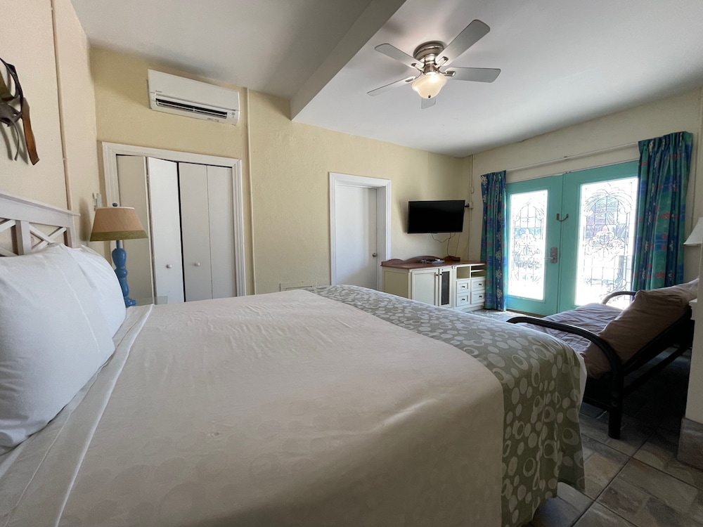 Magic Beach Motel - photo 16