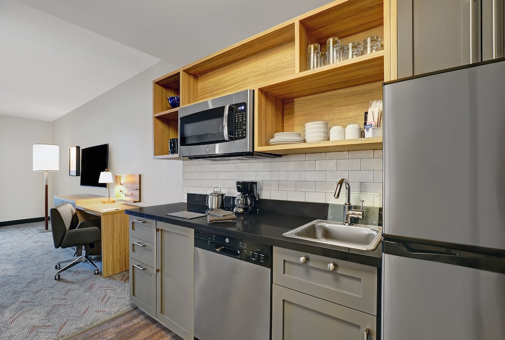 Candlewood Suites Kingston West by IHG in Kingston, Canada