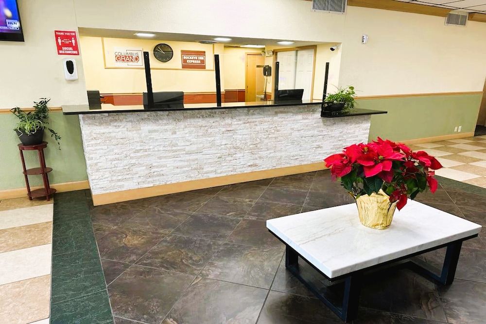 Buckeye Inn Express - photo 3