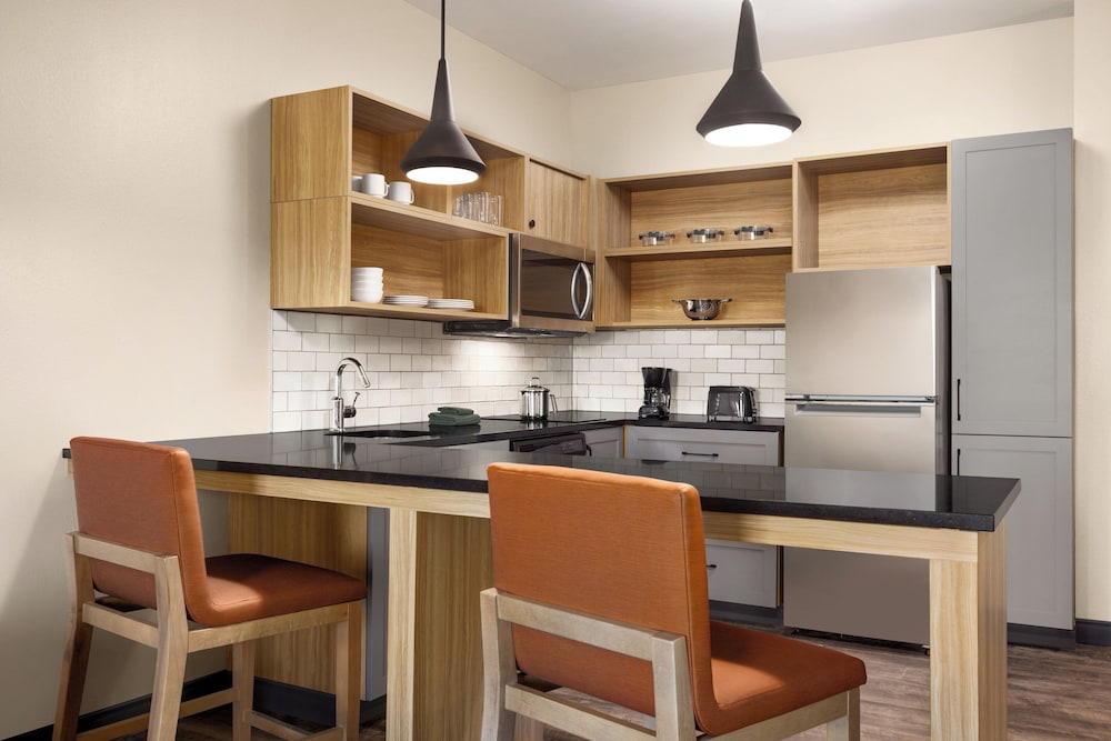 Candlewood Suites Morristown West by IHG - photo 16