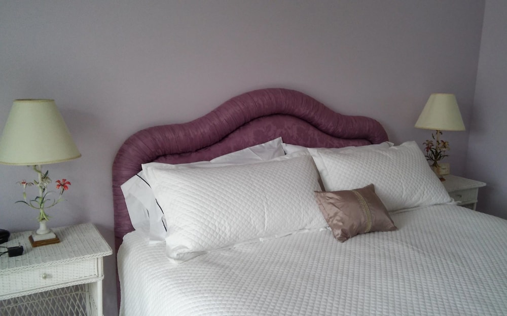 Inntiquity A Country Inn - photo 2