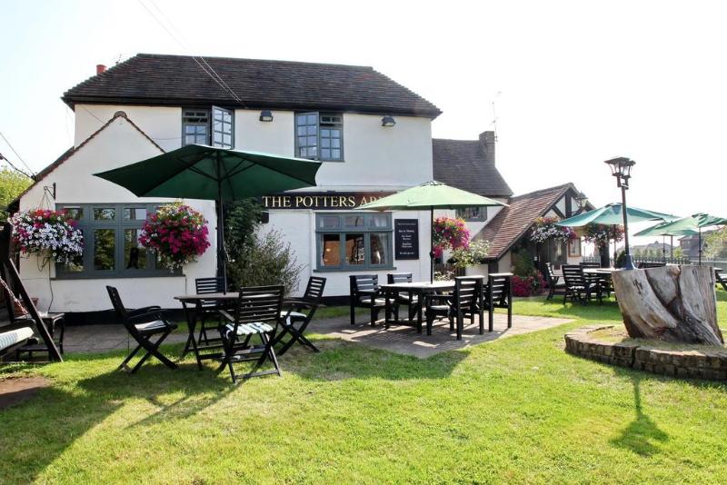 The Potters Arms