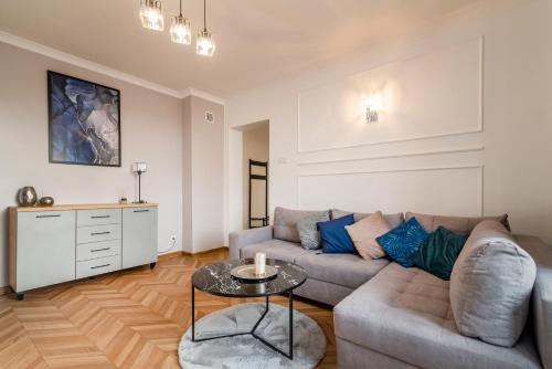 Apartament Kolegialna 8 — 4-Star Luxury Hotel in Plock, Poland