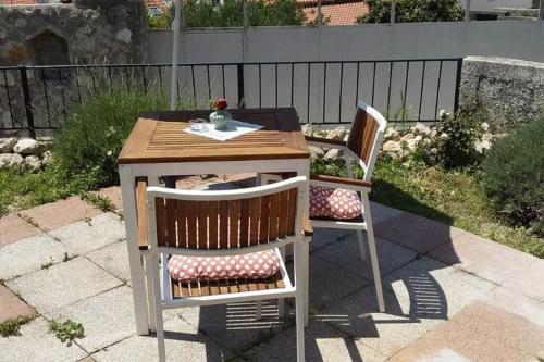Apartment Mir Studio Apartment with Garden View