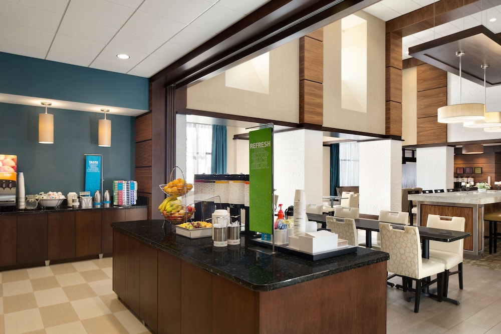 Hampton Inn & Suites Edgewood Aberdeen South - photo 28