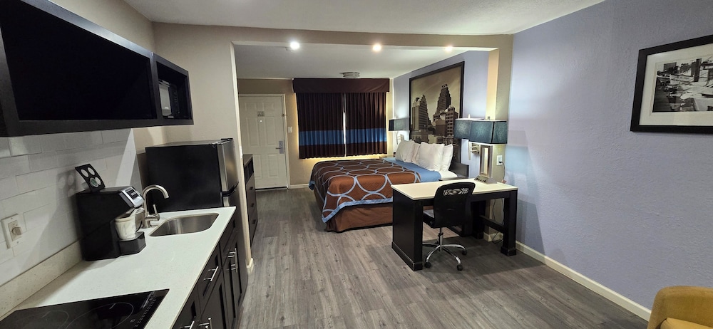 Super 8 by Wyndham Corpus Christi Northwest - photo 16
