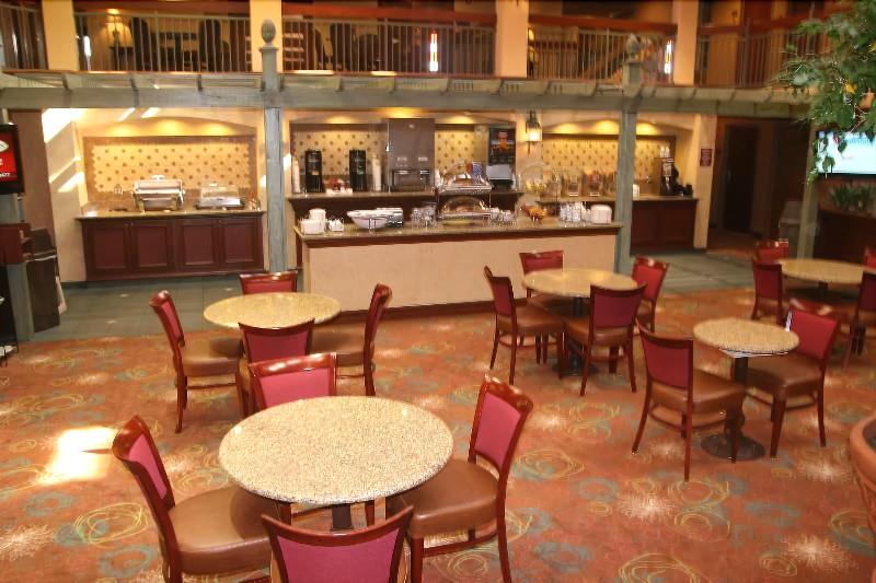 Auburn Place Hotel And Suites - photo 13
