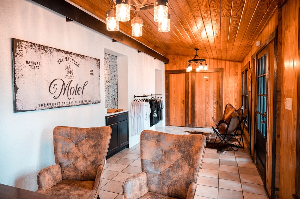 The Vaquero Motel - photo 2