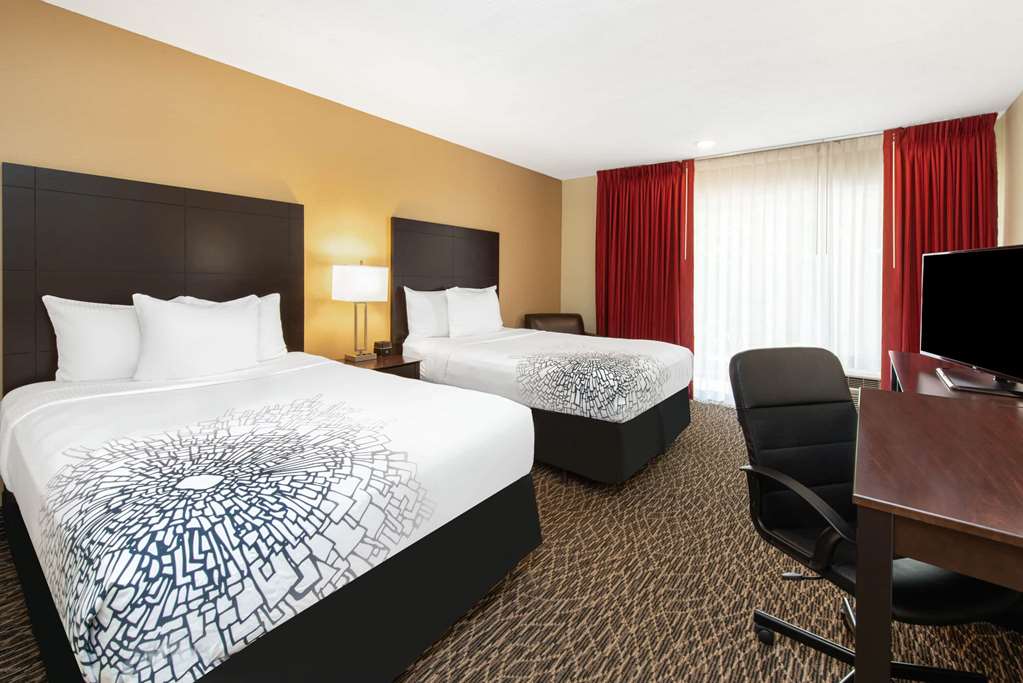La Quinta Inn by Wyndham Clearwater Central - photo 15