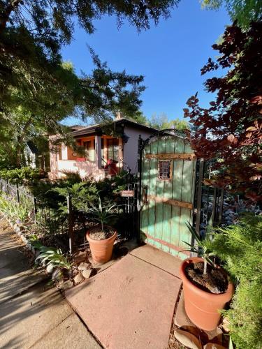 The Pleasant Street Casitas Historic & Modern Charm — 4-Star Luxury Hotel in Prescott, United States