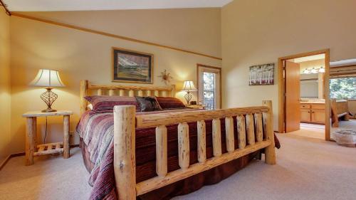 Hoodoo 7 - photo 14