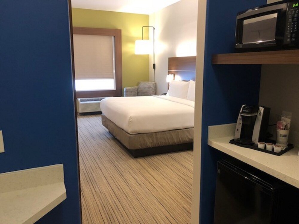 Holiday Inn Express & Suites Rio Grand by IHG - photo 19