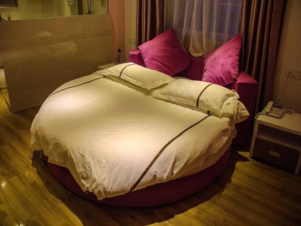 Luokeke theme hotel - carbon neutral hotel in Bengbu