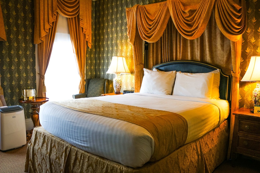 Hotel Majestic - photo 14