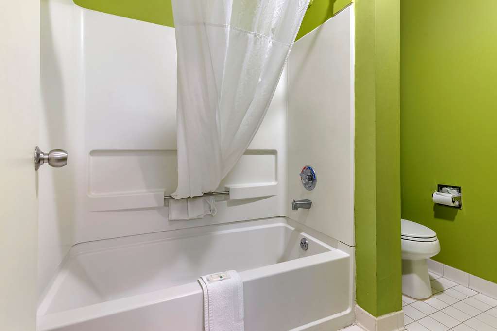 Quality Inn Brunswick - photo 17