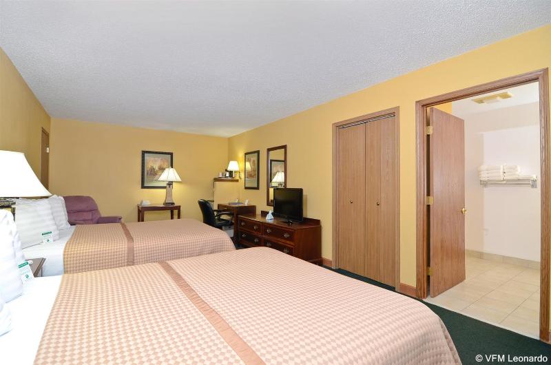 Americas Best Value Inn Iola - photo 26
