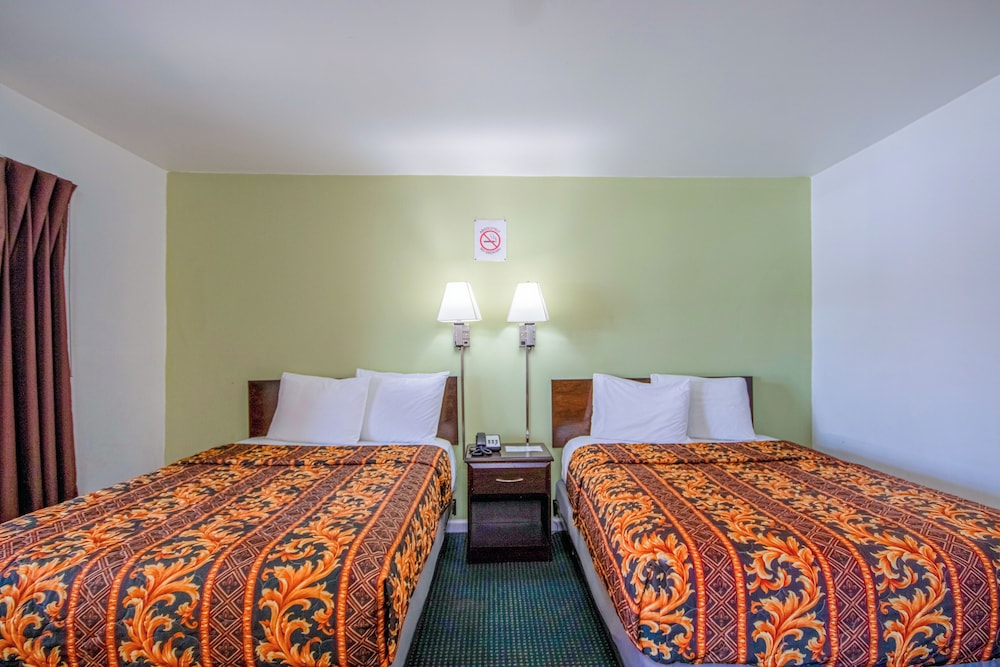 OYO Travelier Motel - photo 37