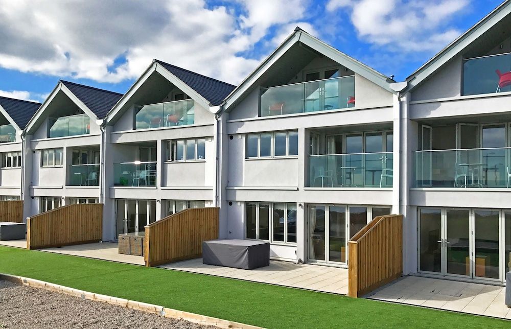 Falmouth Self Catering Lodges — 4-Star Luxury Hotel in Falmouth, United Kingdom