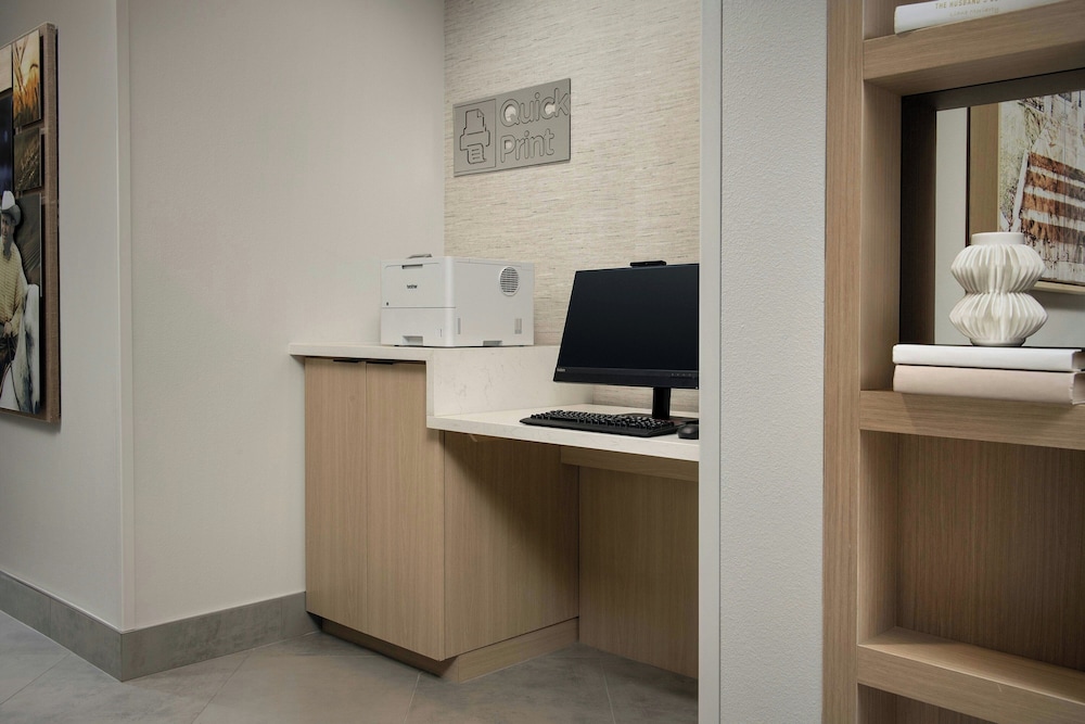 TownePlace Suites by Marriott Paris - photo 8