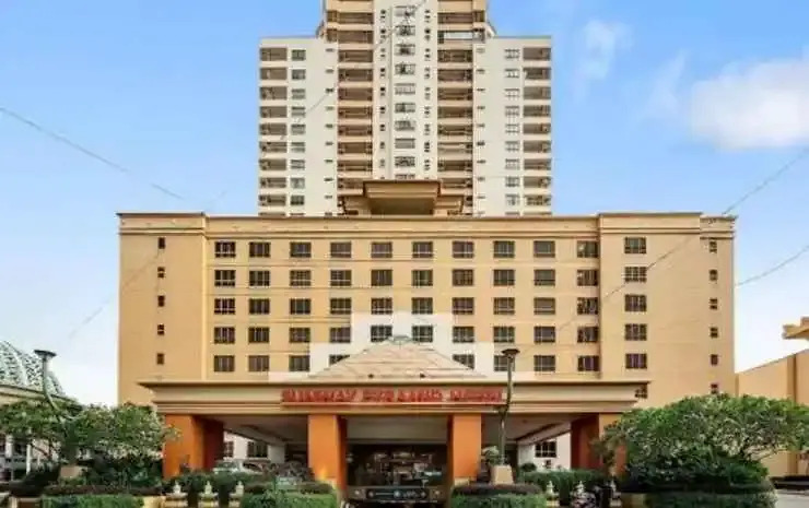 Millennium Suite At Pyramid Tower in Kuala Selangor, Malaysia